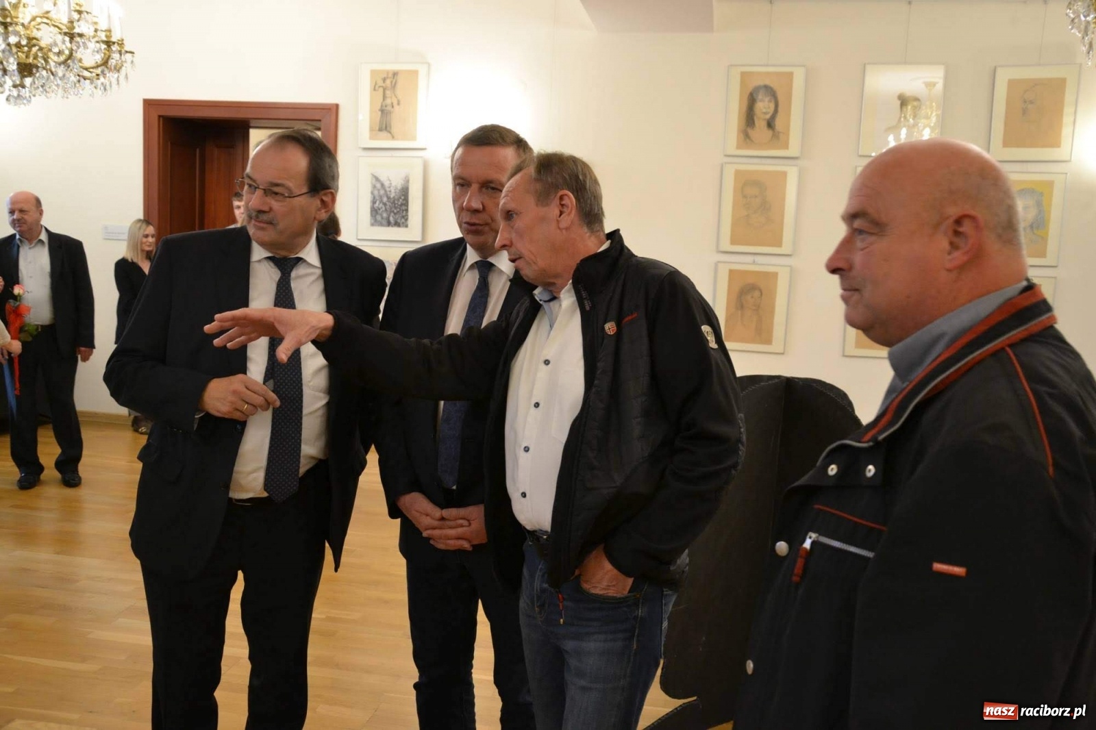 Zdjęcie w galerii na portalu naszraciborz.pl: Młodzieżowy Tydzień Sztuki - wernisaż na Zamku Piastowskim wiadomości z regionu