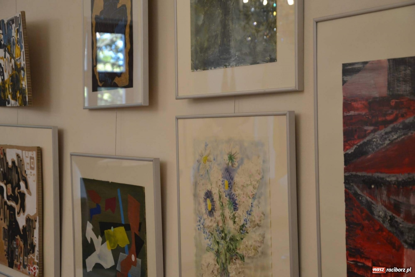 Zdjęcie w galerii na portalu naszraciborz.pl: Młodzieżowy Tydzień Sztuki - wernisaż na Zamku Piastowskim wiadomości z regionu