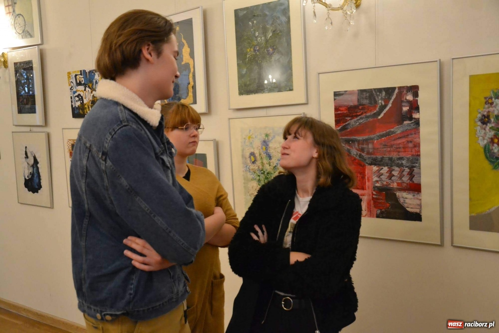 Zdjęcie w galerii na portalu naszraciborz.pl: Młodzieżowy Tydzień Sztuki - wernisaż na Zamku Piastowskim wiadomości z regionu