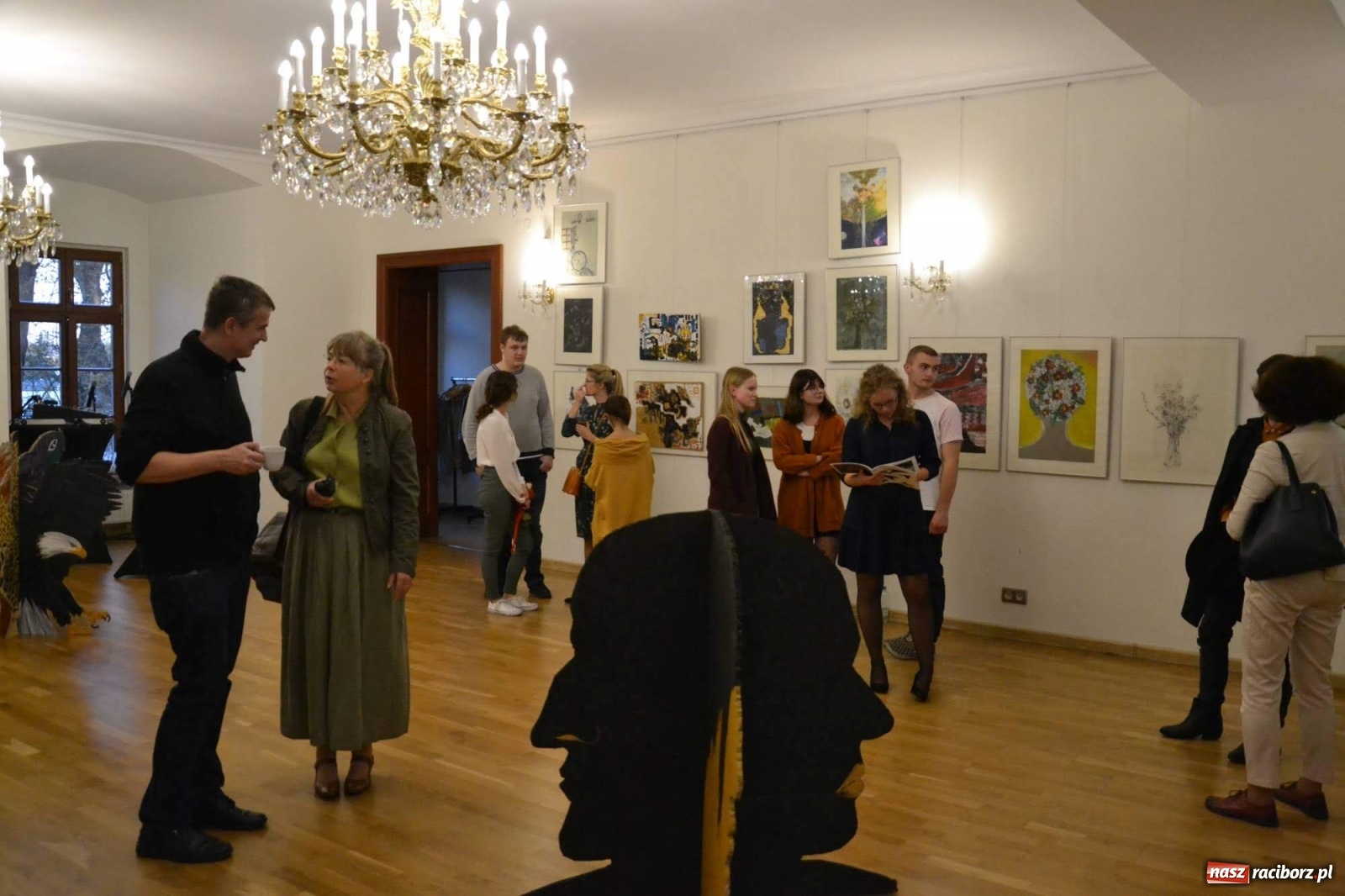 Zdjęcie w galerii na portalu naszraciborz.pl: Młodzieżowy Tydzień Sztuki - wernisaż na Zamku Piastowskim wiadomości z regionu