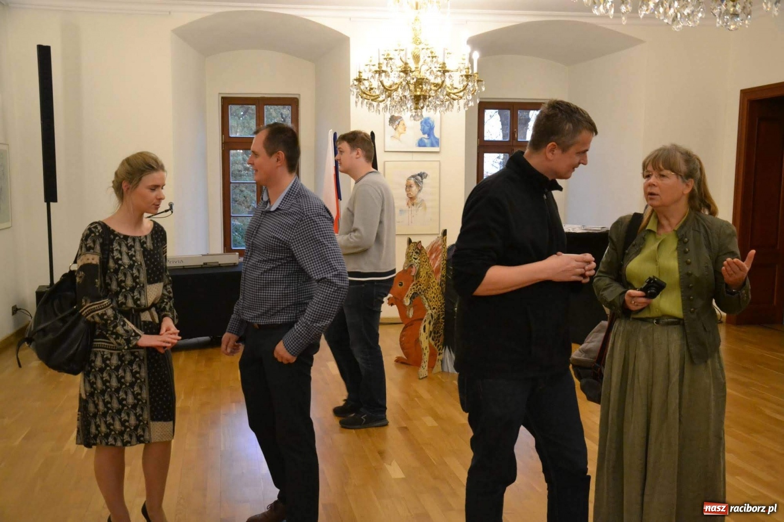 Zdjęcie w galerii na portalu naszraciborz.pl: Młodzieżowy Tydzień Sztuki - wernisaż na Zamku Piastowskim wiadomości z regionu
