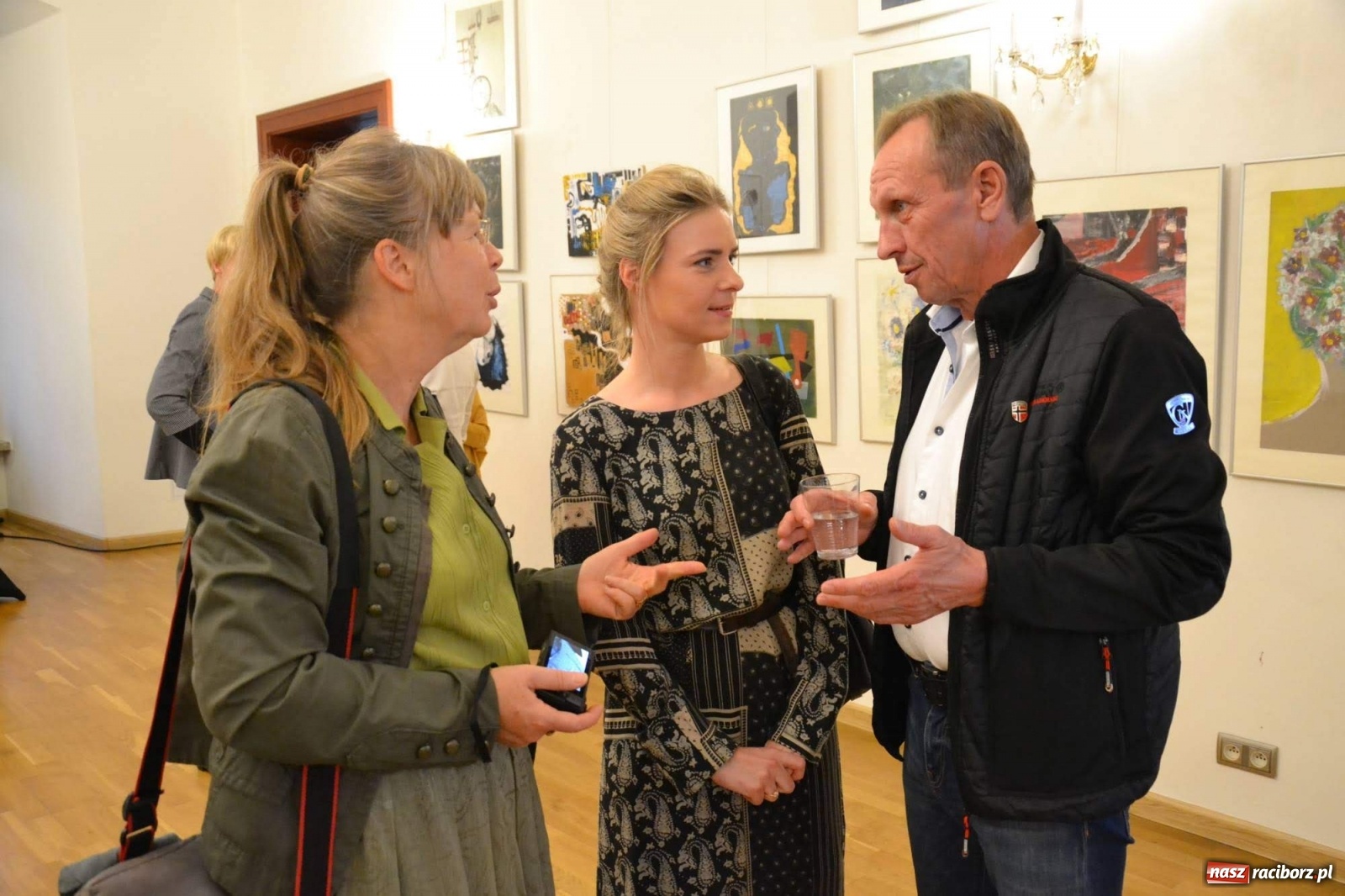 Zdjęcie w galerii na portalu naszraciborz.pl: Młodzieżowy Tydzień Sztuki - wernisaż na Zamku Piastowskim wiadomości z regionu