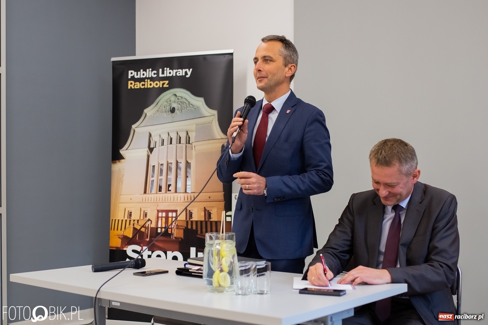 Zdjęcie w galerii na portalu naszraciborz.pl: Prezydent wysłuchał uwag mieszkańców centrum Raciborza [FOTO i AUDIO] wiadomości z regionu