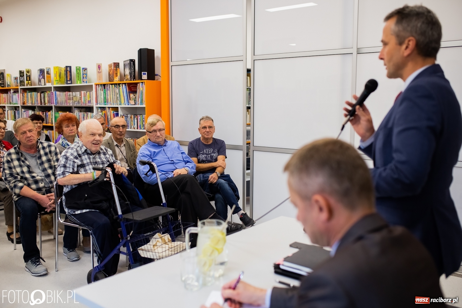 Zdjęcie w galerii na portalu naszraciborz.pl: Prezydent wysłuchał uwag mieszkańców centrum Raciborza [FOTO i AUDIO] wiadomości z regionu
