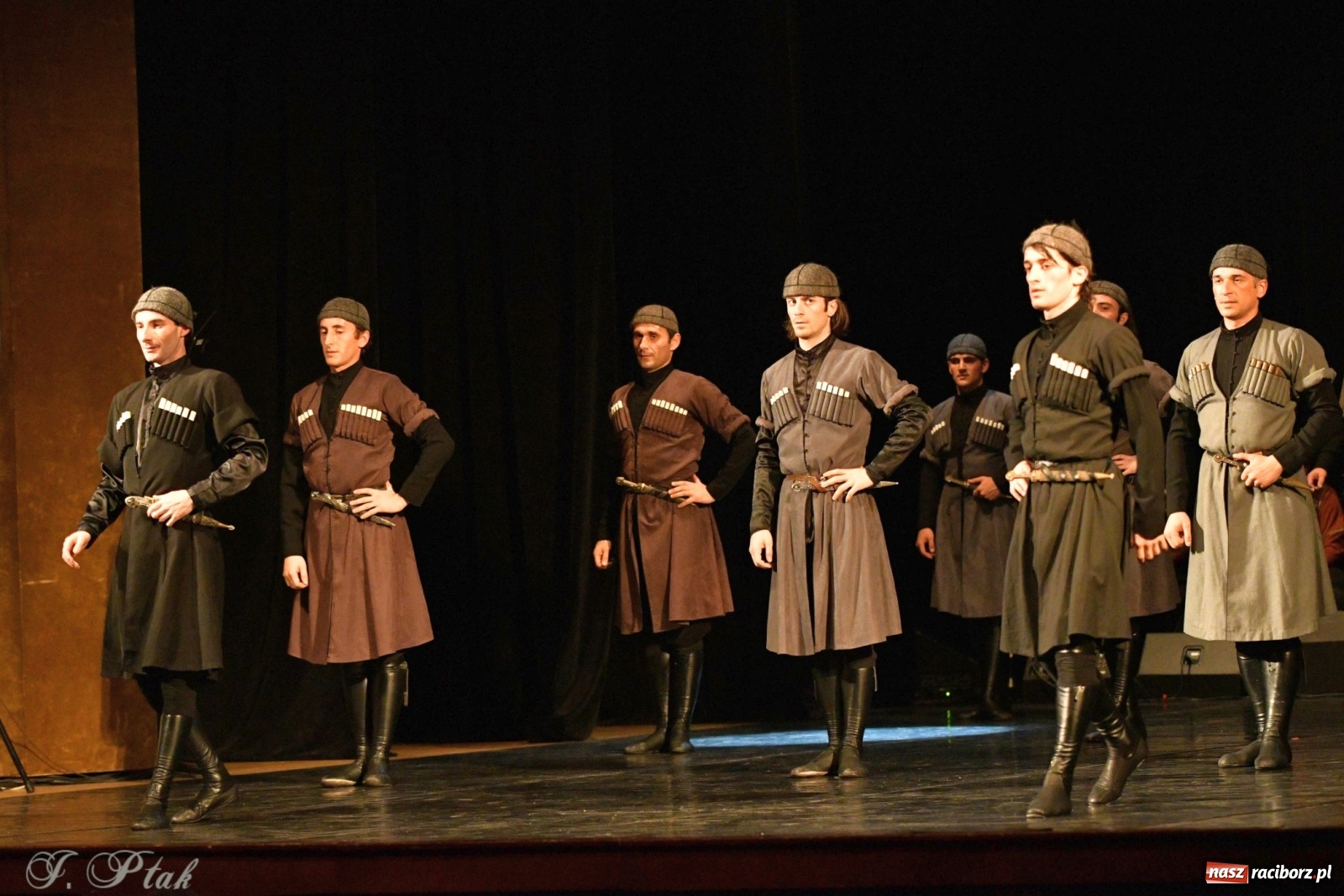 Zdjęcie w galerii na portalu naszraciborz.pl: Narodowa Perła Gruzji na deskach RCK  wiadomości z regionu