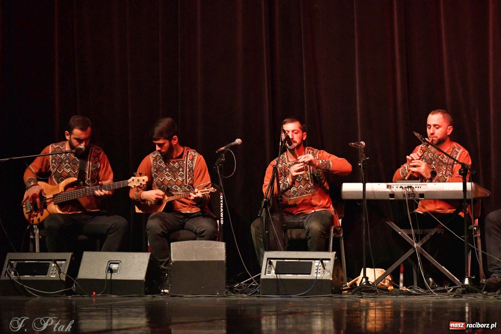 Zdjęcie w galerii na portalu naszraciborz.pl: Narodowa Perła Gruzji na deskach RCK  wiadomości z regionu