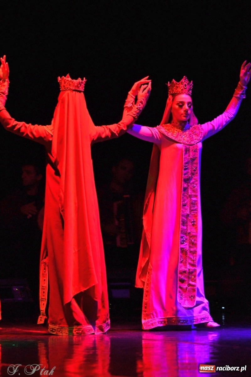 Zdjęcie w galerii na portalu naszraciborz.pl: Narodowa Perła Gruzji na deskach RCK  wiadomości z regionu