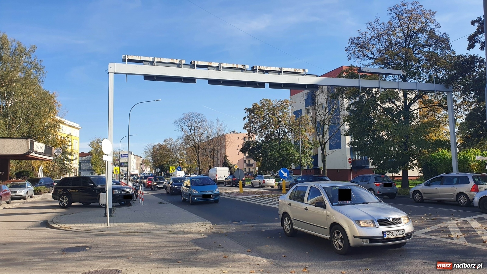 Zdjęcie w galerii na portalu naszraciborz.pl: Zderzenie skutera i opla na Bosackiej [FOTO] wiadomości z regionu