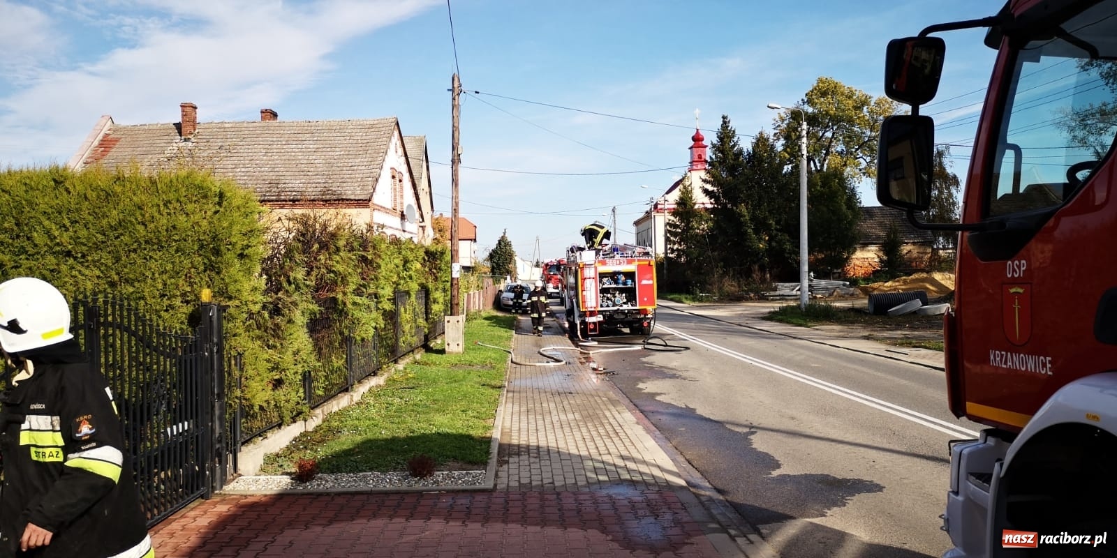 Zdjęcie w galerii na portalu naszraciborz.pl: Pożar w Krzanowicach. Spłonęła doszczętnie altana [FOTO i WIDEO] wiadomości z regionu
