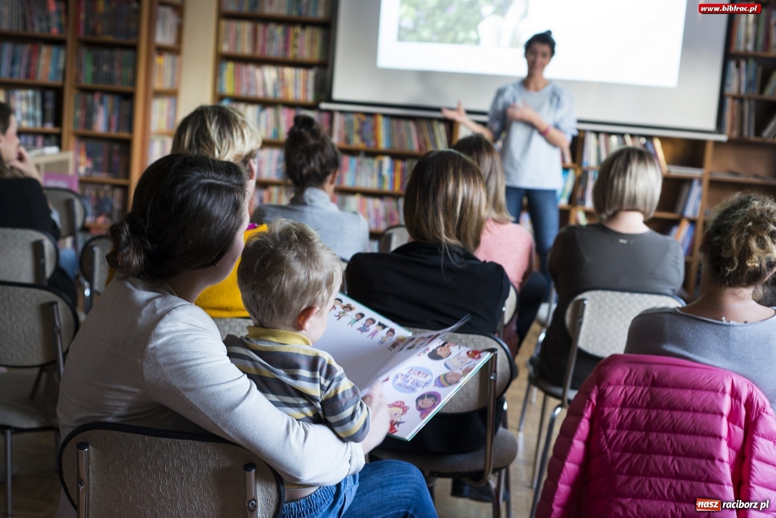 Zdjęcie w galerii na portalu naszraciborz.pl: Małe skrzydła. Warsztaty dla rodziców w Ocicach wiadomości z regionu
