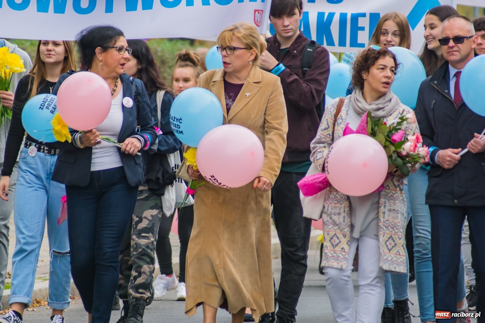 Zdjęcie w galerii na portalu naszraciborz.pl: Marsz Nadziei przeszedł ulicami Raciborza już po raz dwudziesty [FOTO i WIDEO] wiadomości z regionu