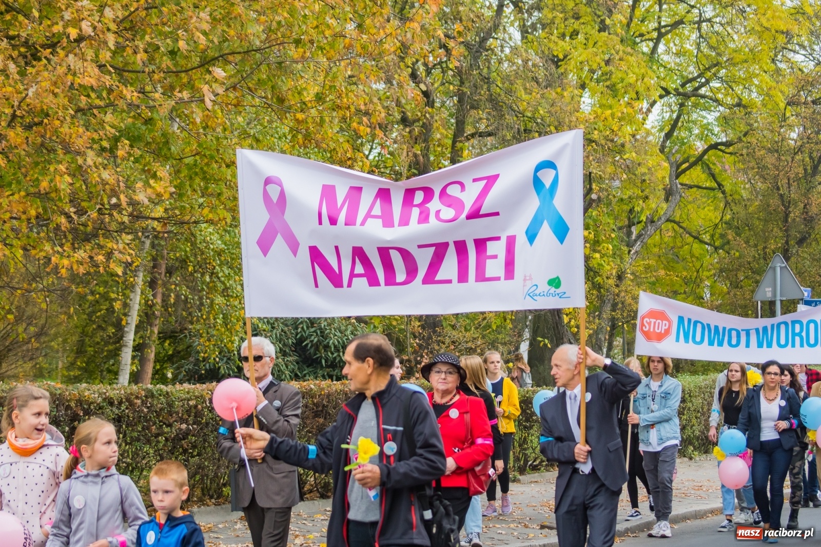Zdjęcie w galerii na portalu naszraciborz.pl: Marsz Nadziei przeszedł ulicami Raciborza już po raz dwudziesty [FOTO i WIDEO] wiadomości z regionu
