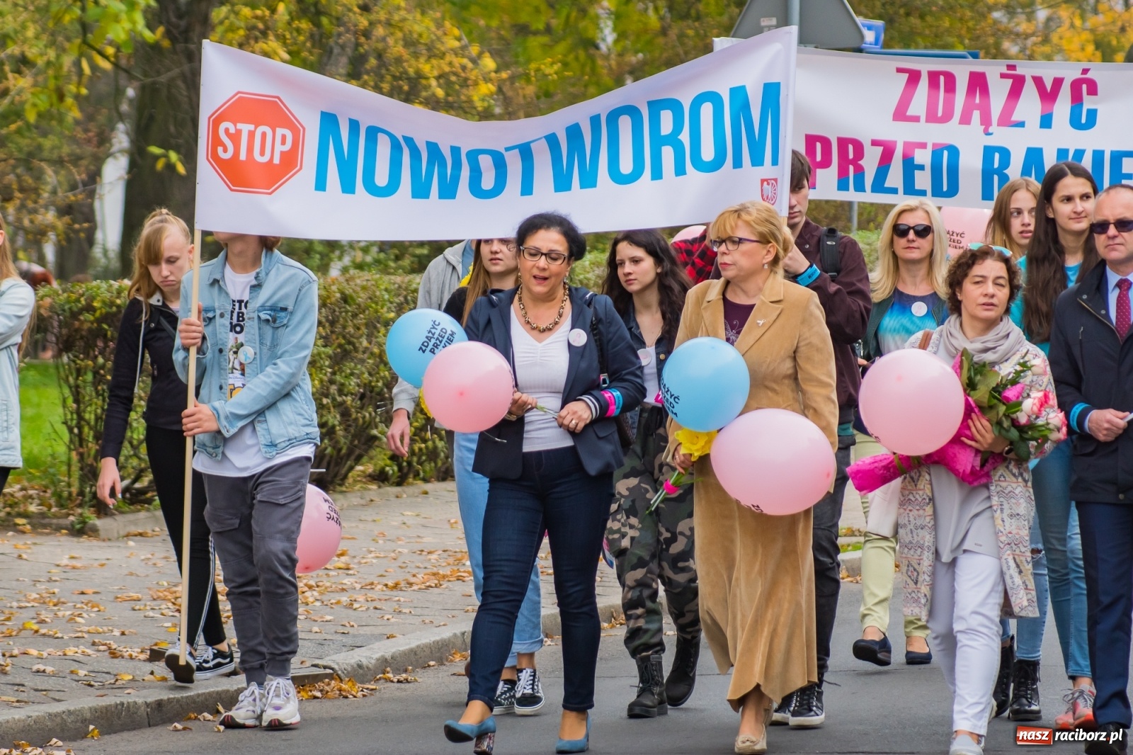 Zdjęcie w galerii na portalu naszraciborz.pl: Marsz Nadziei przeszedł ulicami Raciborza już po raz dwudziesty [FOTO i WIDEO] wiadomości z regionu