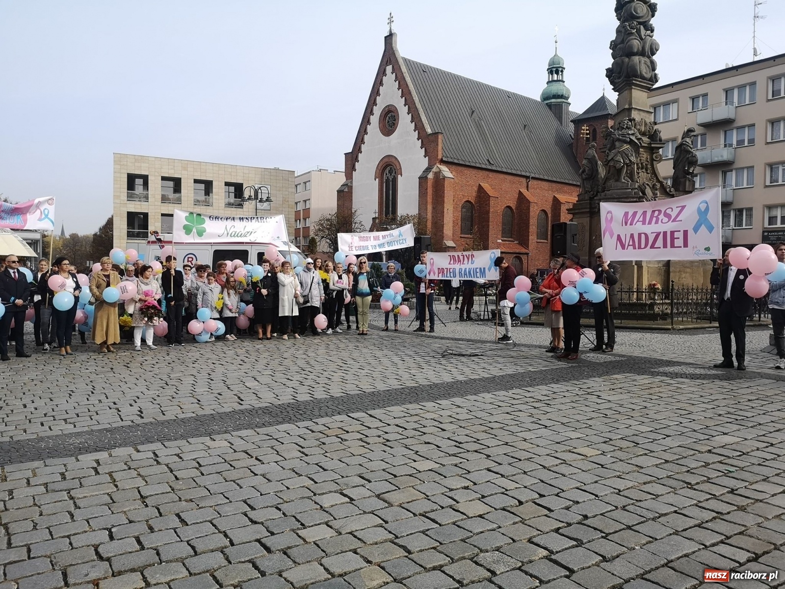 Zdjęcie w galerii na portalu naszraciborz.pl: Marsz Nadziei przeszedł ulicami Raciborza już po raz dwudziesty [FOTO i WIDEO] wiadomości z regionu