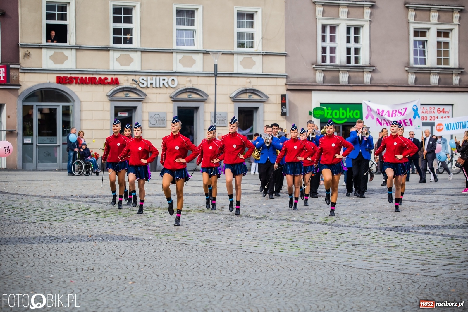 Zdjęcie w galerii na portalu naszraciborz.pl: Marsz Nadziei przeszedł ulicami Raciborza już po raz dwudziesty [FOTO i WIDEO] wiadomości z regionu