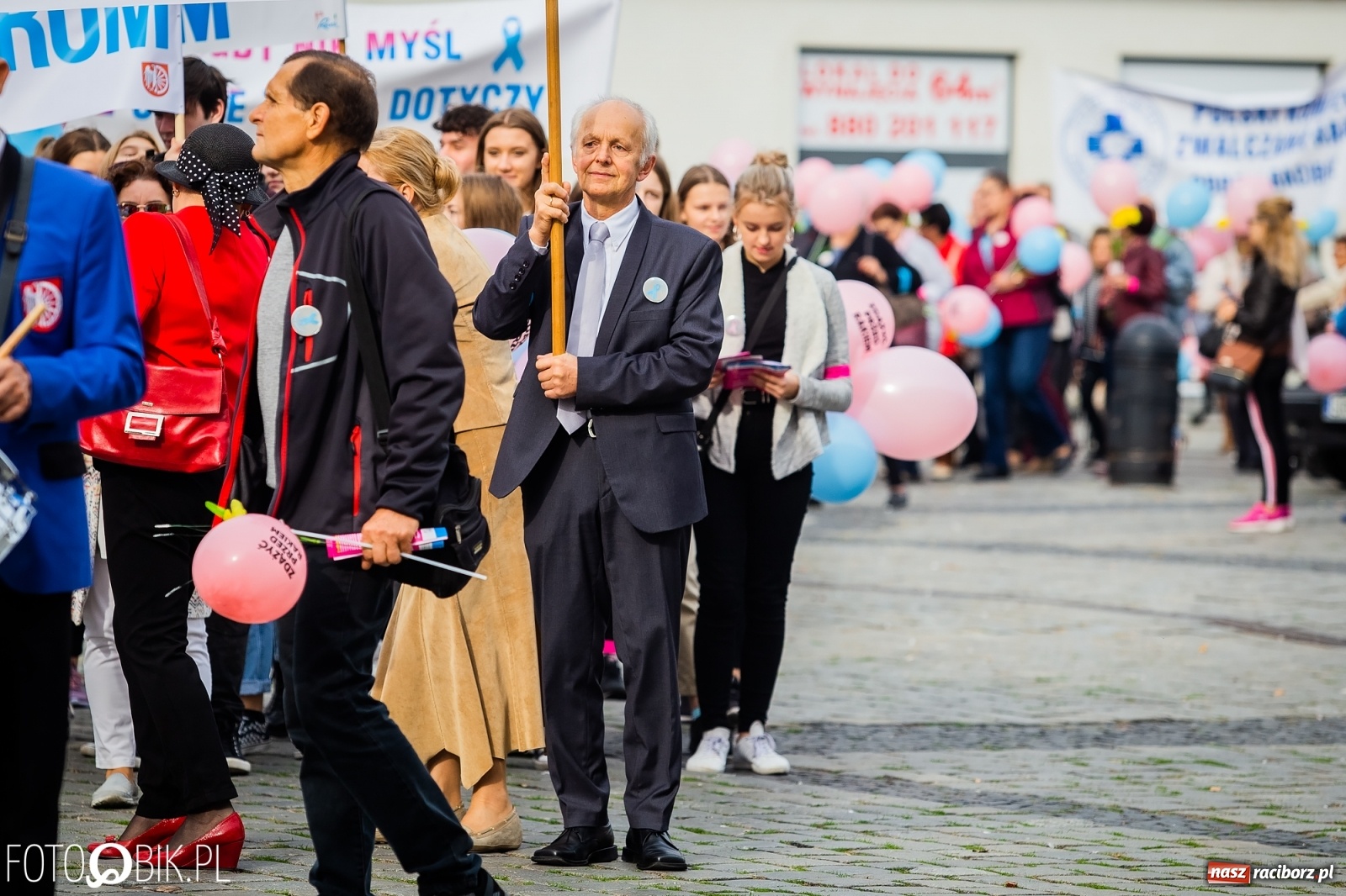 Zdjęcie w galerii na portalu naszraciborz.pl: Marsz Nadziei przeszedł ulicami Raciborza już po raz dwudziesty [FOTO i WIDEO] wiadomości z regionu