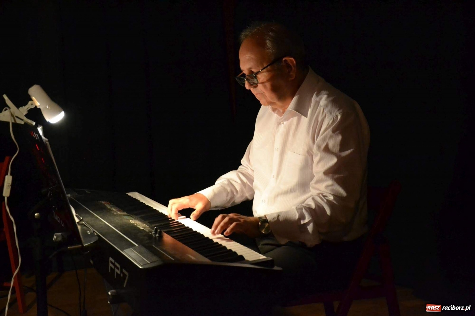 Zdjęcie w galerii na portalu naszraciborz.pl: Zamkowa jazzowa jesień z Grupą Bez Nazwy wiadomości z regionu