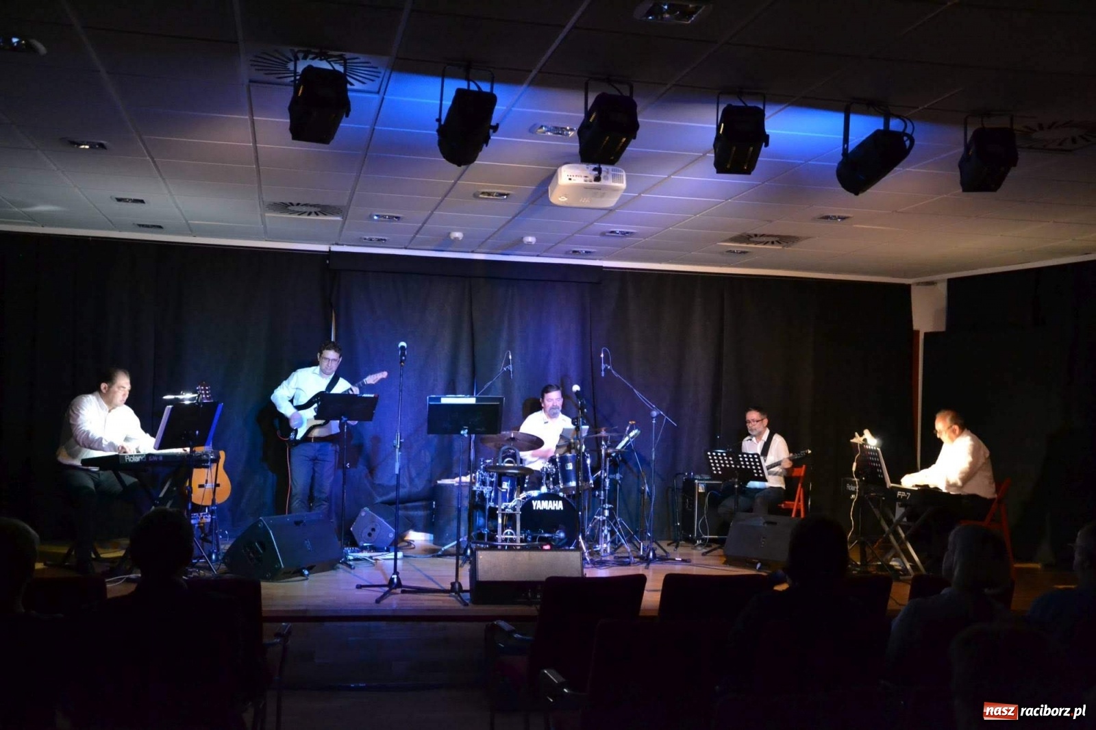 Zdjęcie w galerii na portalu naszraciborz.pl: Zamkowa jazzowa jesień z Grupą Bez Nazwy wiadomości z regionu