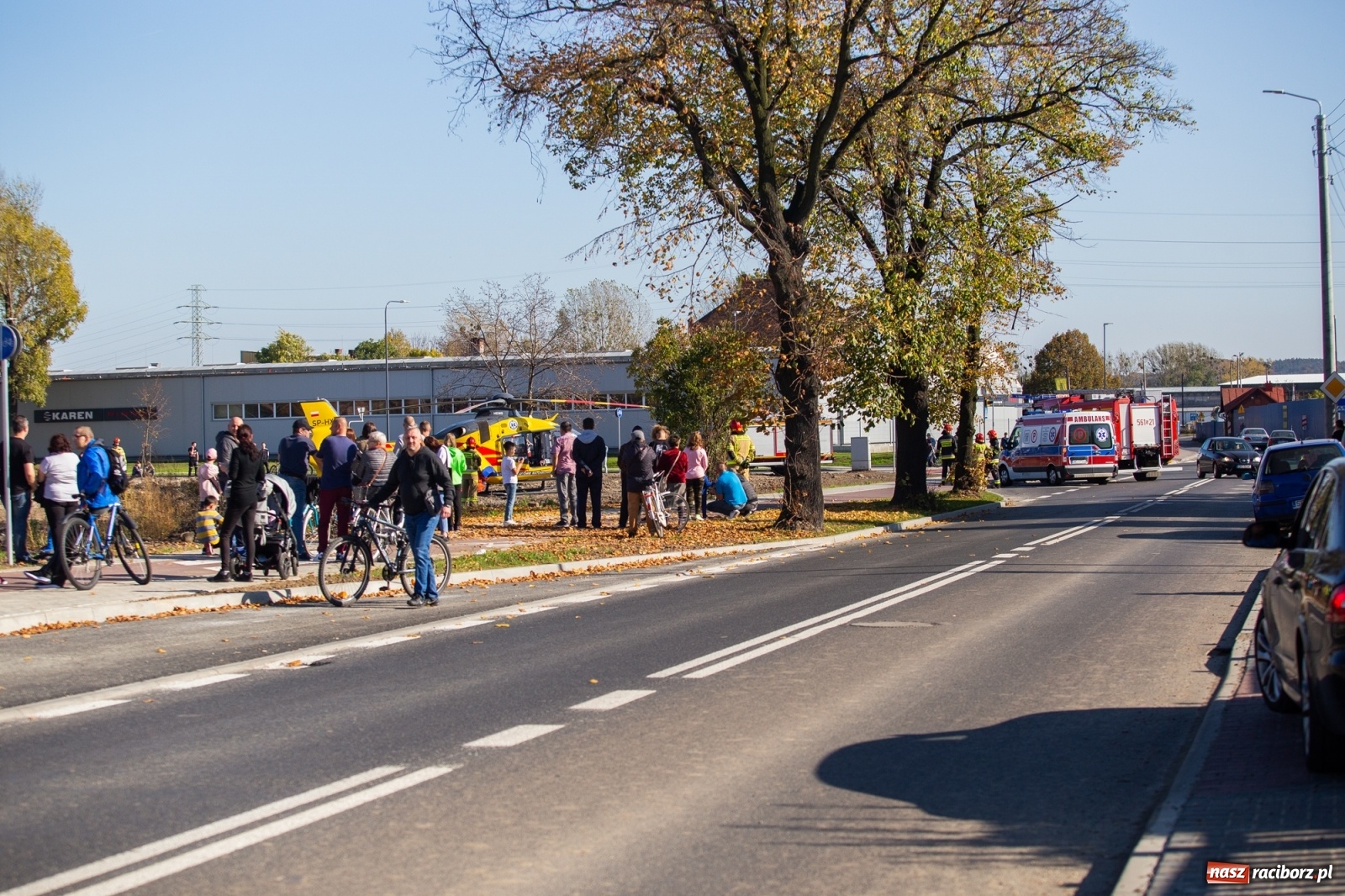 Zdjęcie w galerii na portalu naszraciborz.pl: Śmigłowiec LPR lądował na Łąkowej. Powodem próba samobójcza [FOTO i WIDEO] wiadomości z regionu