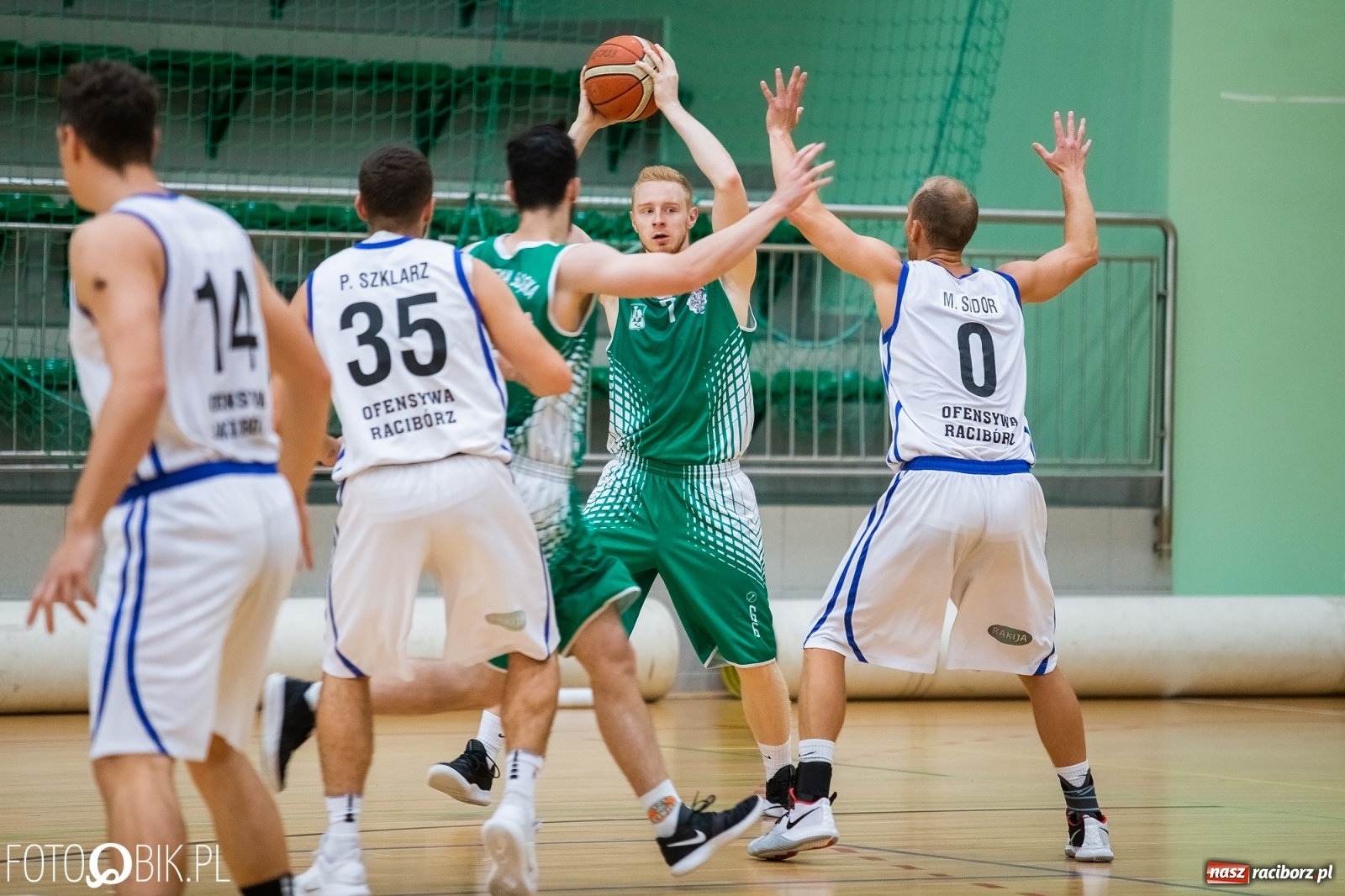 Zdjęcie w galerii na portalu naszraciborz.pl: Sromotna porażka raciborskiej Ofensywy wiadomości z regionu