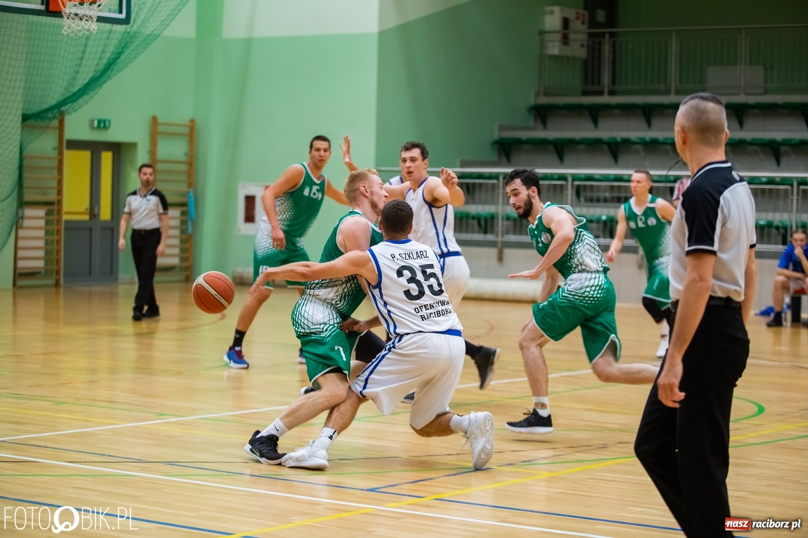 Zdjęcie w galerii na portalu naszraciborz.pl: Sromotna porażka raciborskiej Ofensywy wiadomości z regionu