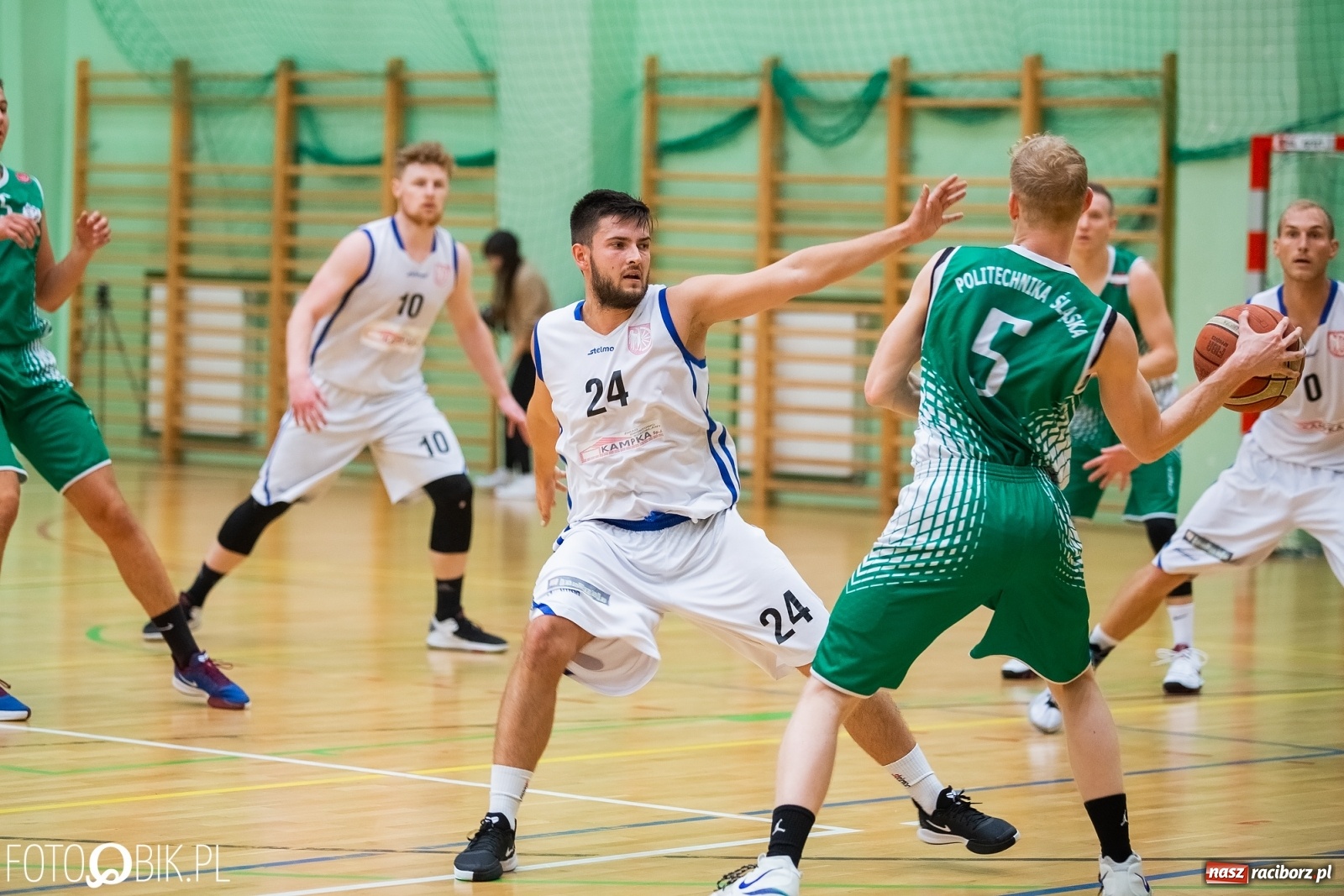 Zdjęcie w galerii na portalu naszraciborz.pl: Sromotna porażka raciborskiej Ofensywy wiadomości z regionu