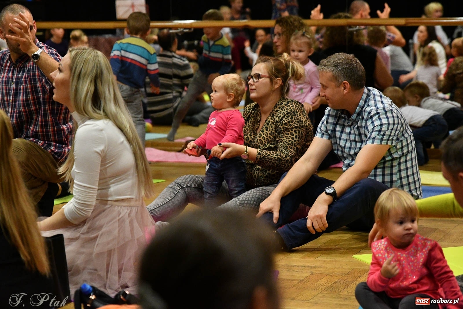 Zdjęcie w galerii na portalu naszraciborz.pl: Maluchy w krainie dźwięku. Popołudniowe spotkania z muzyką wróciły do RCK wiadomości z regionu
