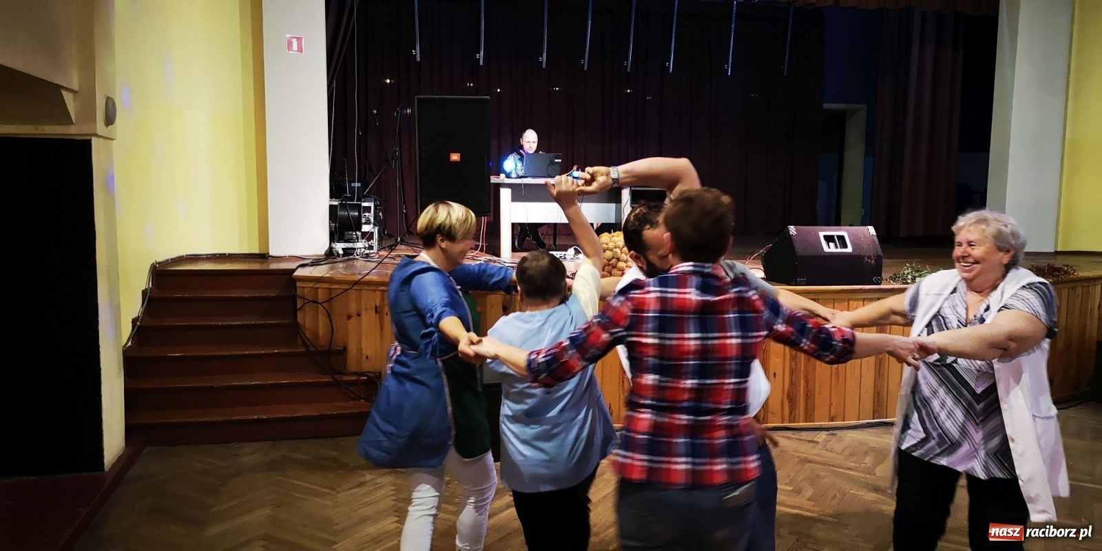 Zdjęcie w galerii na portalu naszraciborz.pl: Krzanowice bawiły się na Kartoffelfeście [FOTO]  wiadomości z regionu