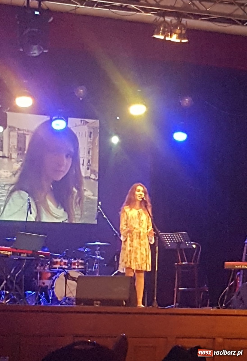 Zdjęcie w galerii na portalu naszraciborz.pl: Maja Kołpacka z sukcesem na konkursie w Chorzowie wiadomości z regionu