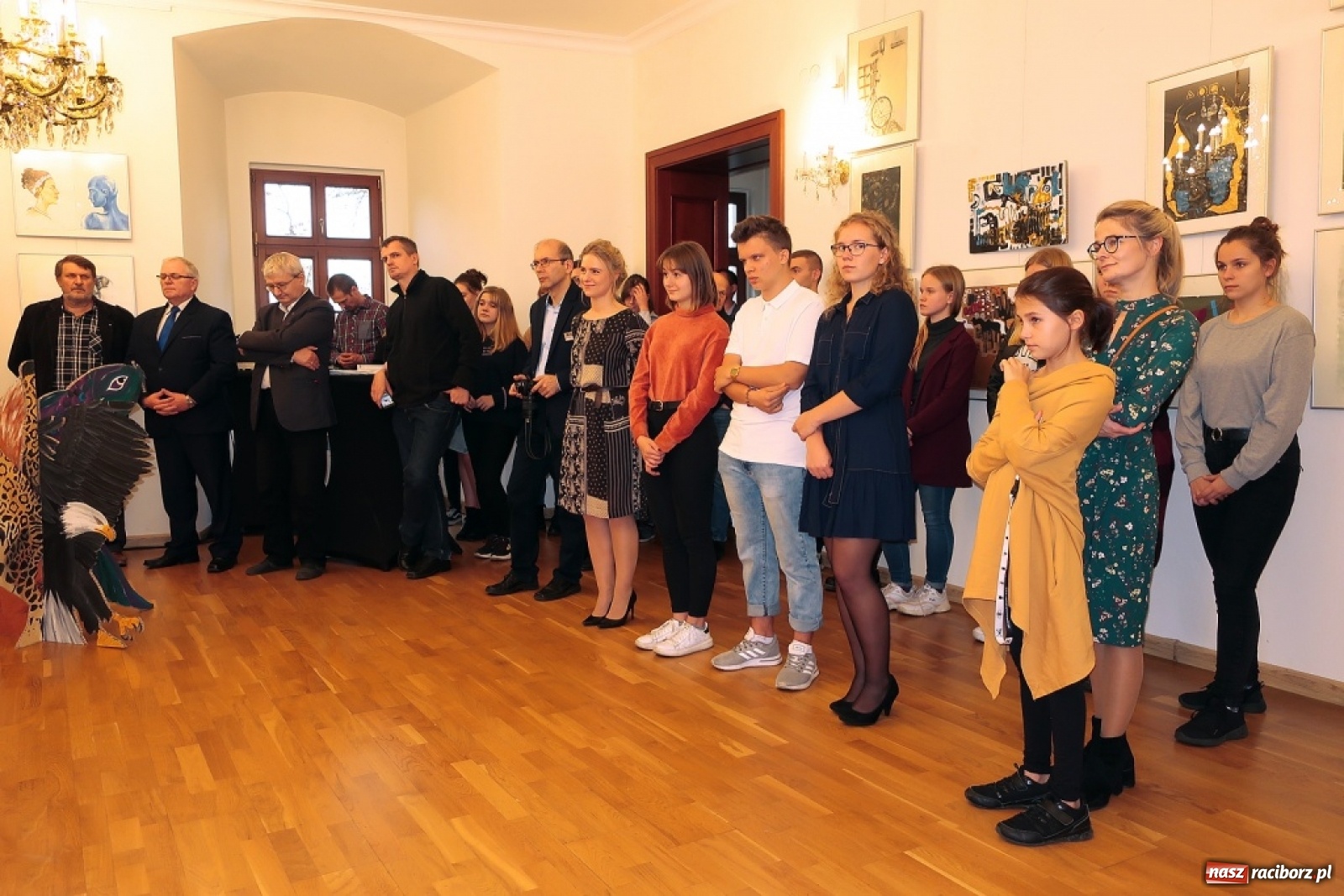 Zdjęcie w galerii na portalu naszraciborz.pl: Wizyta z partnerskich powiatów połączona z wernisażem na Zamku wiadomości z regionu