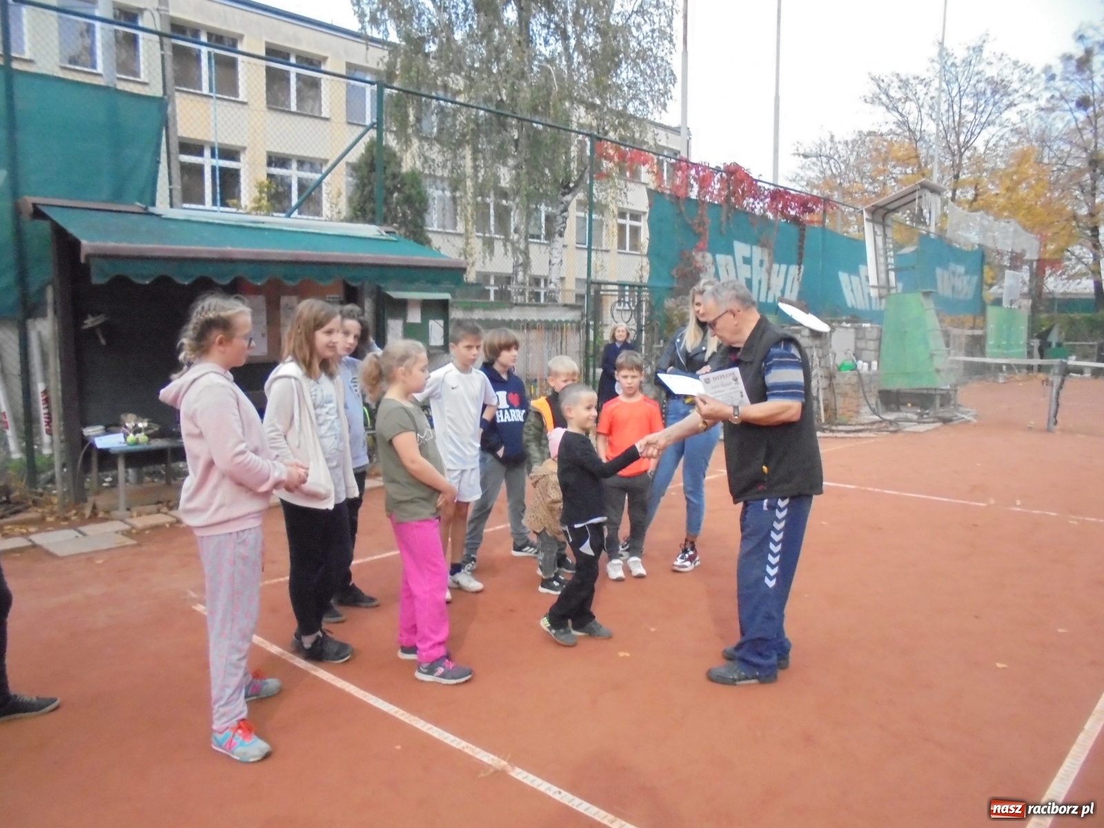 Zdjęcie w galerii na portalu naszraciborz.pl: Młodzi tenisiści rywalizowali na kortach Rafako wiadomości z regionu