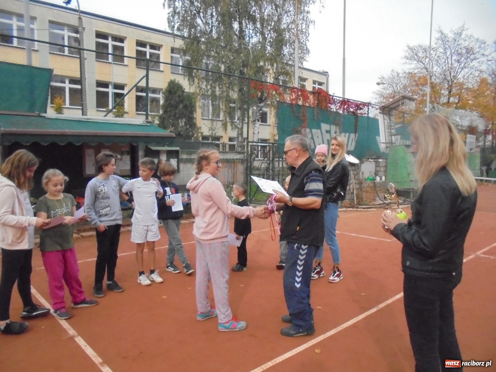 Zdjęcie w galerii na portalu naszraciborz.pl: Młodzi tenisiści rywalizowali na kortach Rafako wiadomości z regionu