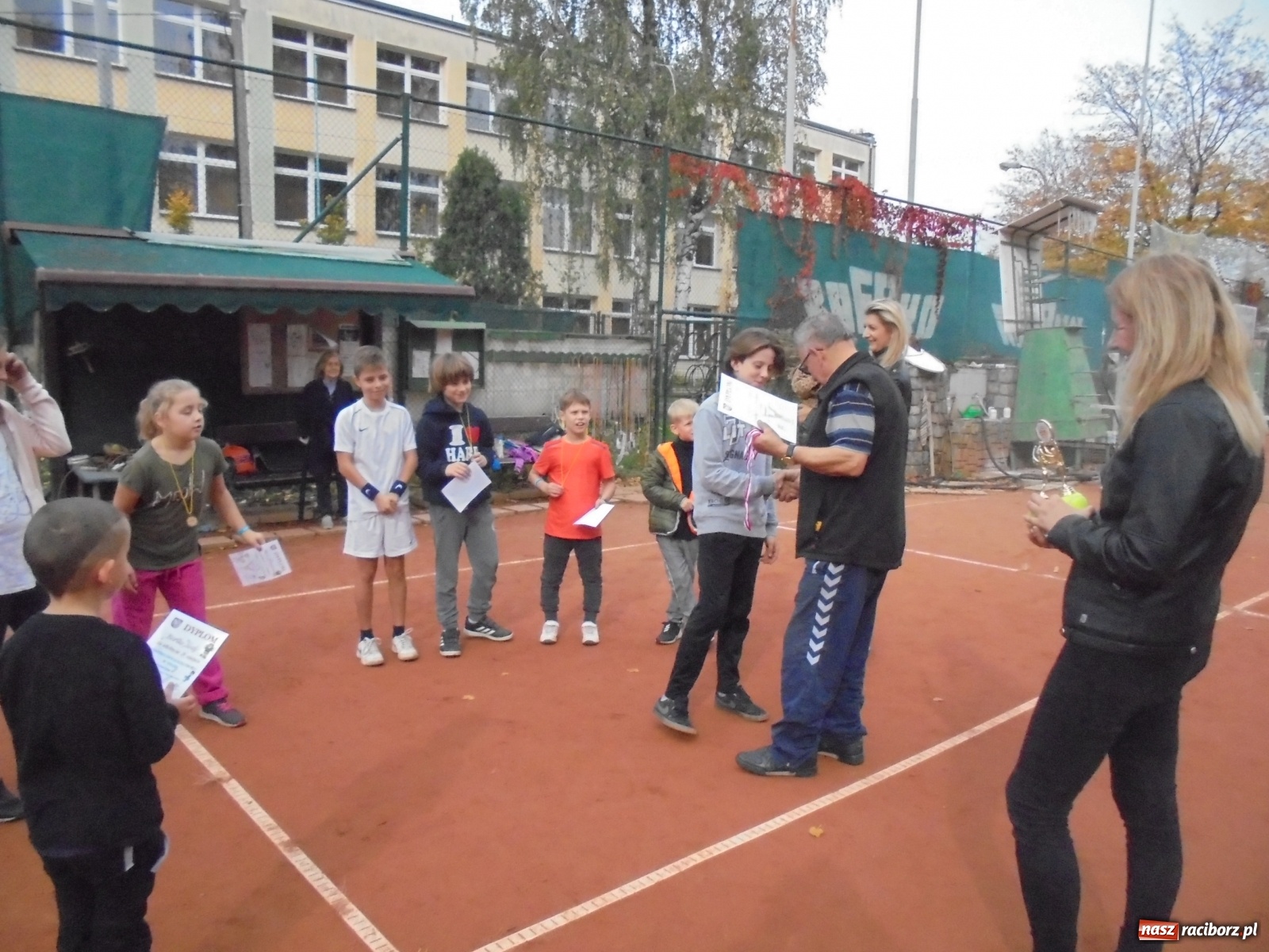 Zdjęcie w galerii na portalu naszraciborz.pl: Młodzi tenisiści rywalizowali na kortach Rafako wiadomości z regionu