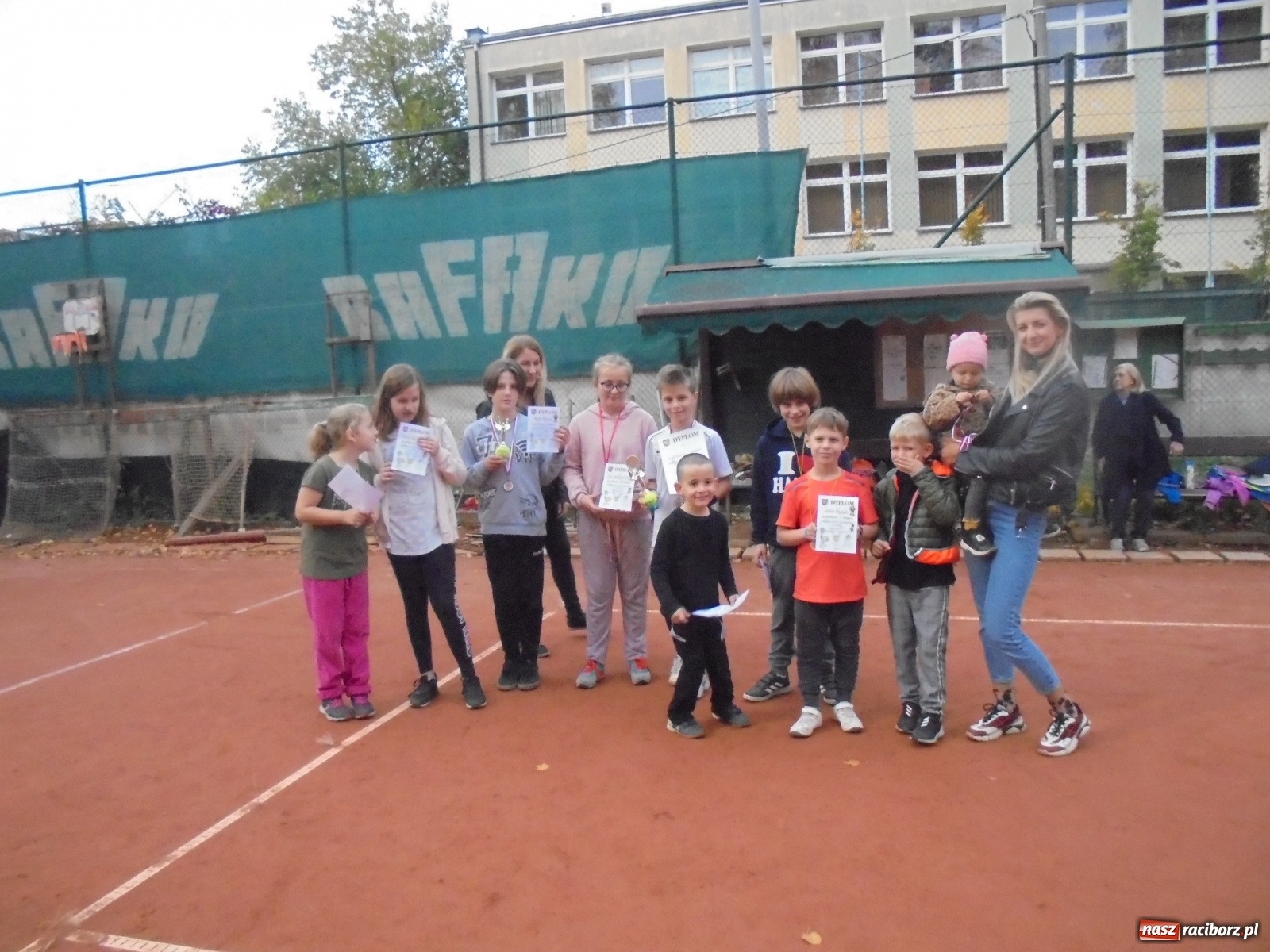 Zdjęcie w galerii na portalu naszraciborz.pl: Młodzi tenisiści rywalizowali na kortach Rafako wiadomości z regionu
