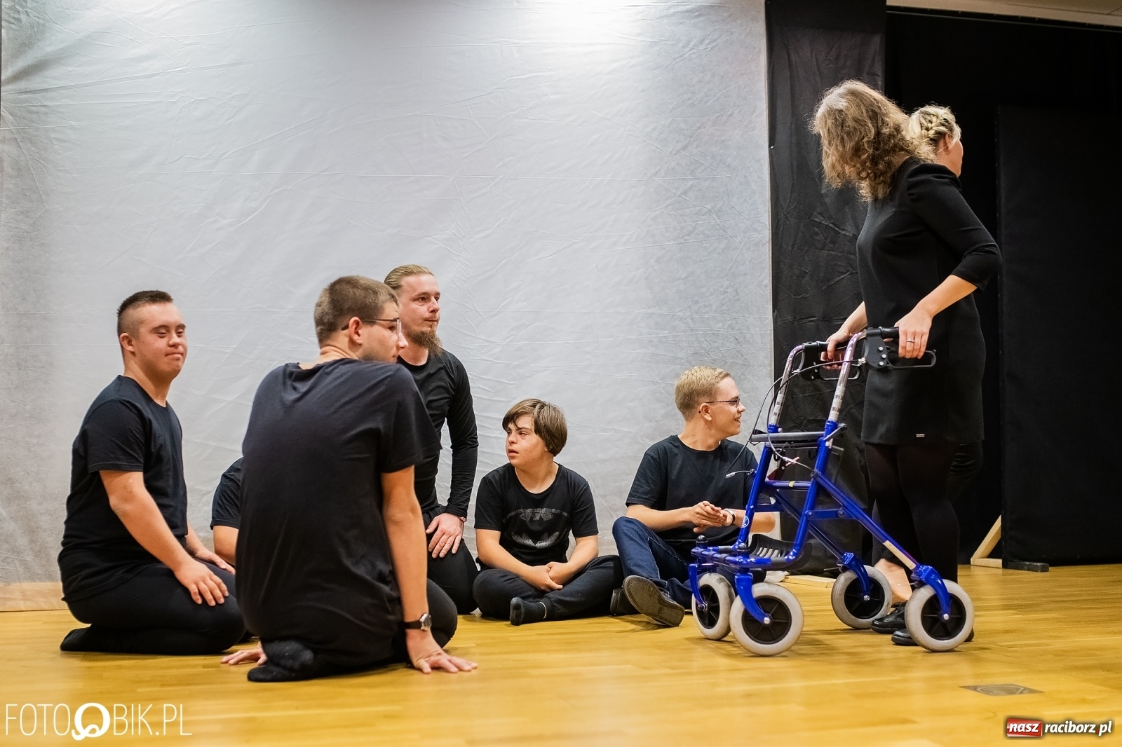 Zdjęcie w galerii na portalu naszraciborz.pl: Spektrum świętuje na zamku swoje piąte urodziny [FOTO i WIDEO] wiadomości z regionu