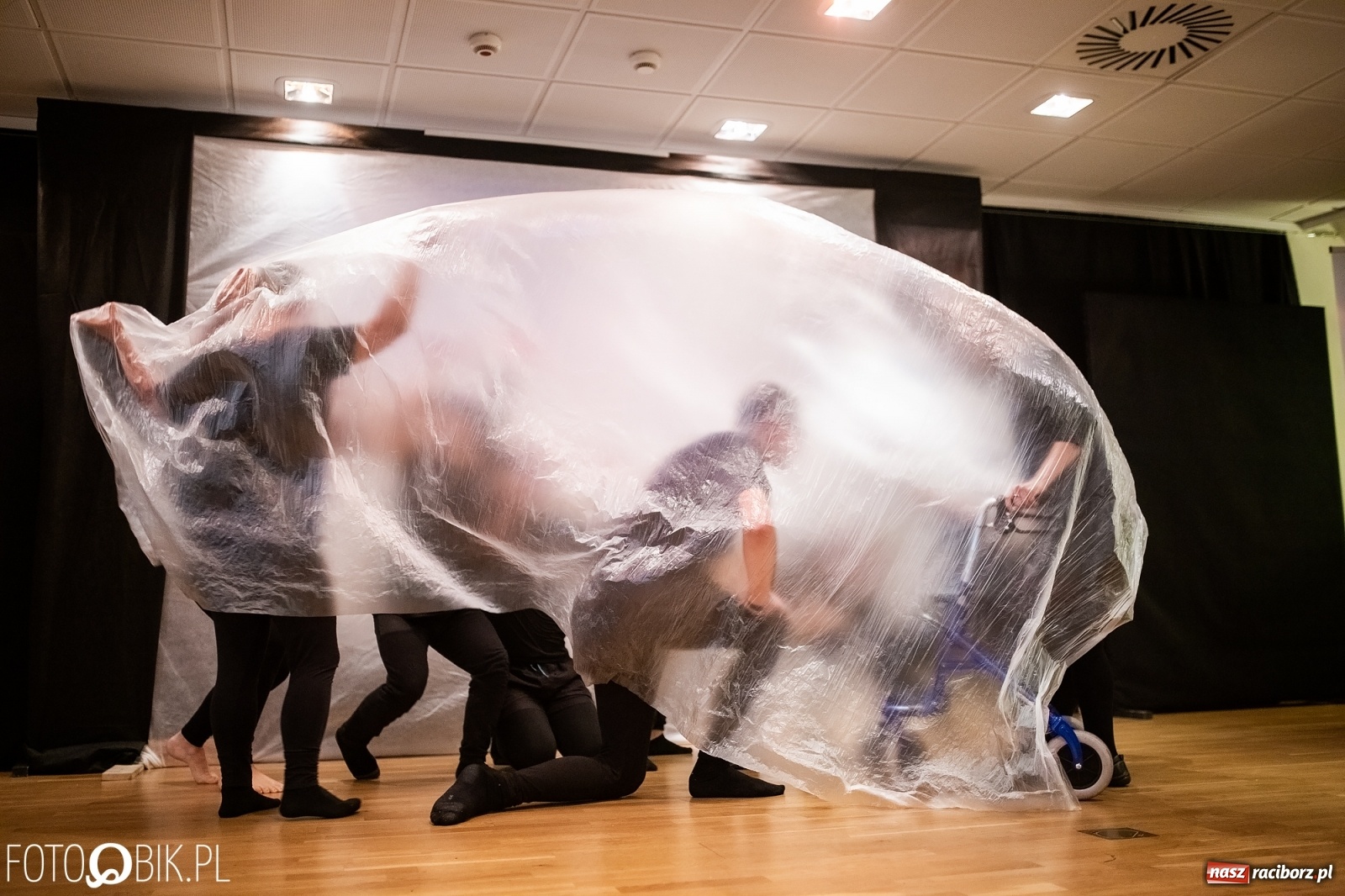 Zdjęcie w galerii na portalu naszraciborz.pl: Spektrum świętuje na zamku swoje piąte urodziny [FOTO i WIDEO] wiadomości z regionu