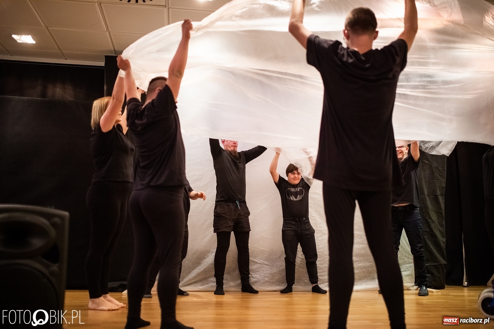 Zdjęcie w galerii na portalu naszraciborz.pl: Spektrum świętuje na zamku swoje piąte urodziny [FOTO i WIDEO] wiadomości z regionu