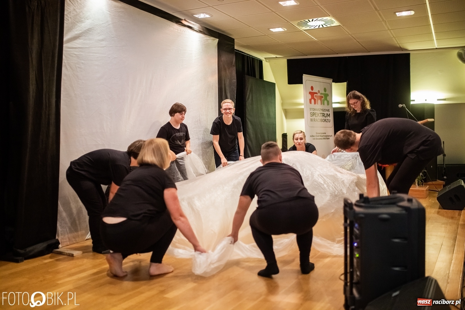 Zdjęcie w galerii na portalu naszraciborz.pl: Spektrum świętuje na zamku swoje piąte urodziny [FOTO i WIDEO] wiadomości z regionu