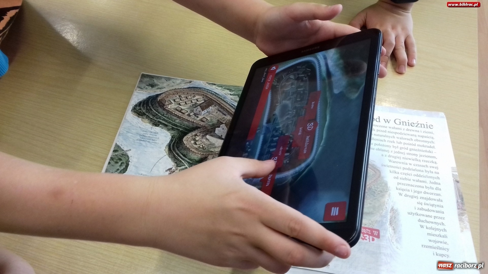 Zdjęcie w galerii na portalu naszraciborz.pl: Nowe technologie zawitały do biblioteki na Płoni wiadomości z regionu