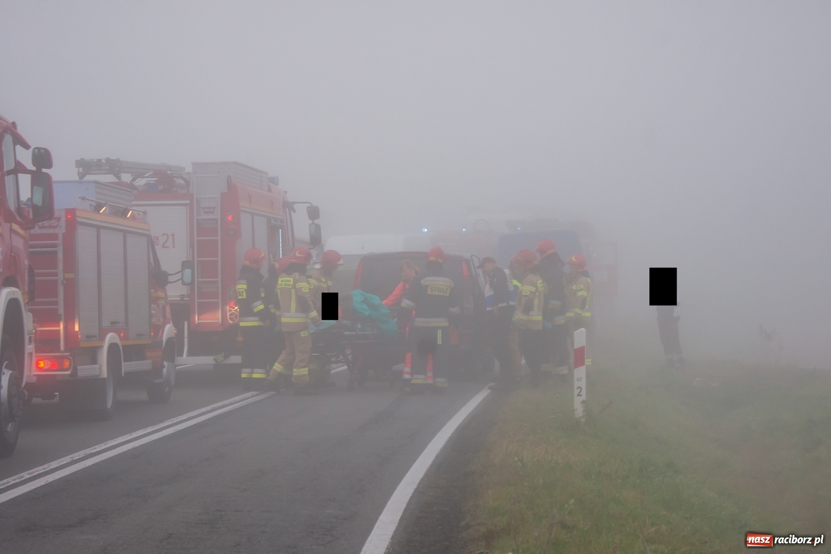 Zdjęcie w galerii na portalu naszraciborz.pl: Zderzenie trzech pojazdów na DW 416 [FOTO] wiadomości z regionu