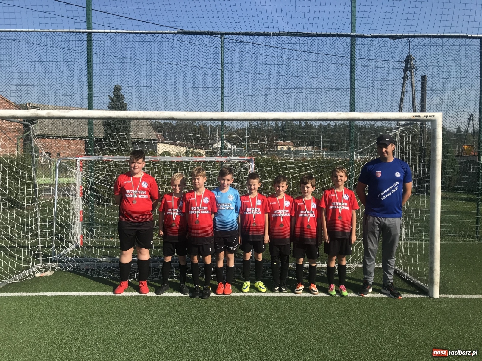 Zdjęcie w galerii na portalu naszraciborz.pl: Puchar Tymbarku. Ocice i Nędza w finale powiatowym wiadomości z regionu