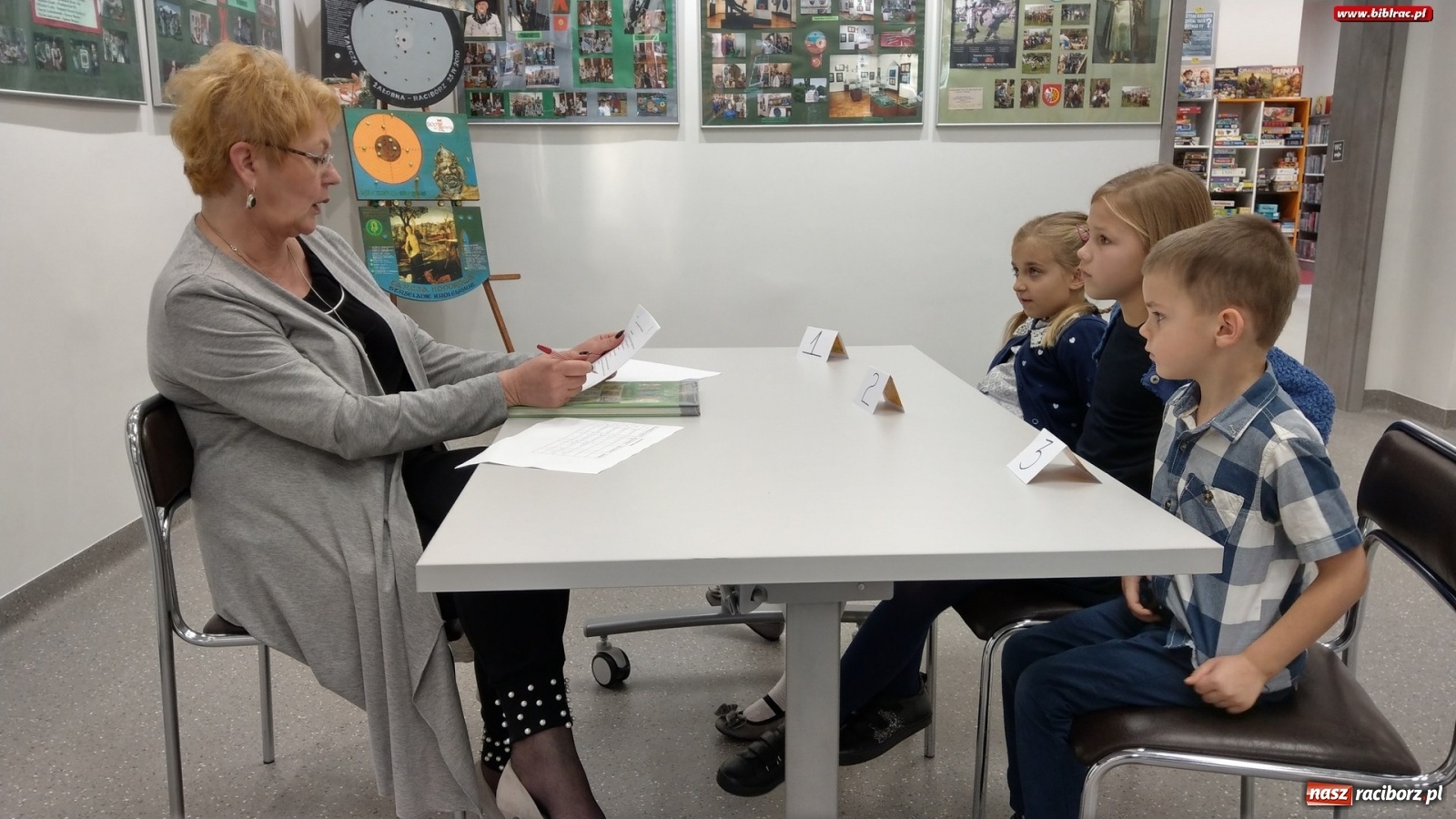 Zdjęcie w galerii na portalu naszraciborz.pl: Konkurs wiedzy o Pippi Pończoszance w raciborskiej książnicy wiadomości z regionu