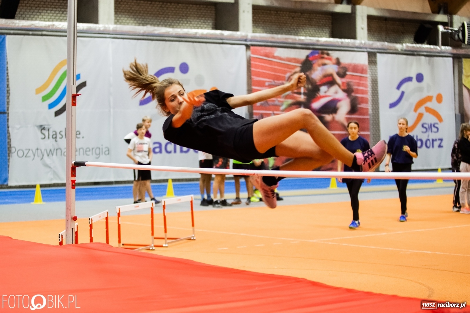 Zdjęcie w galerii na portalu naszraciborz.pl: Jesienne Halowe Mistrzostwa Raciborza w lekkiej atletyce wiadomości z regionu