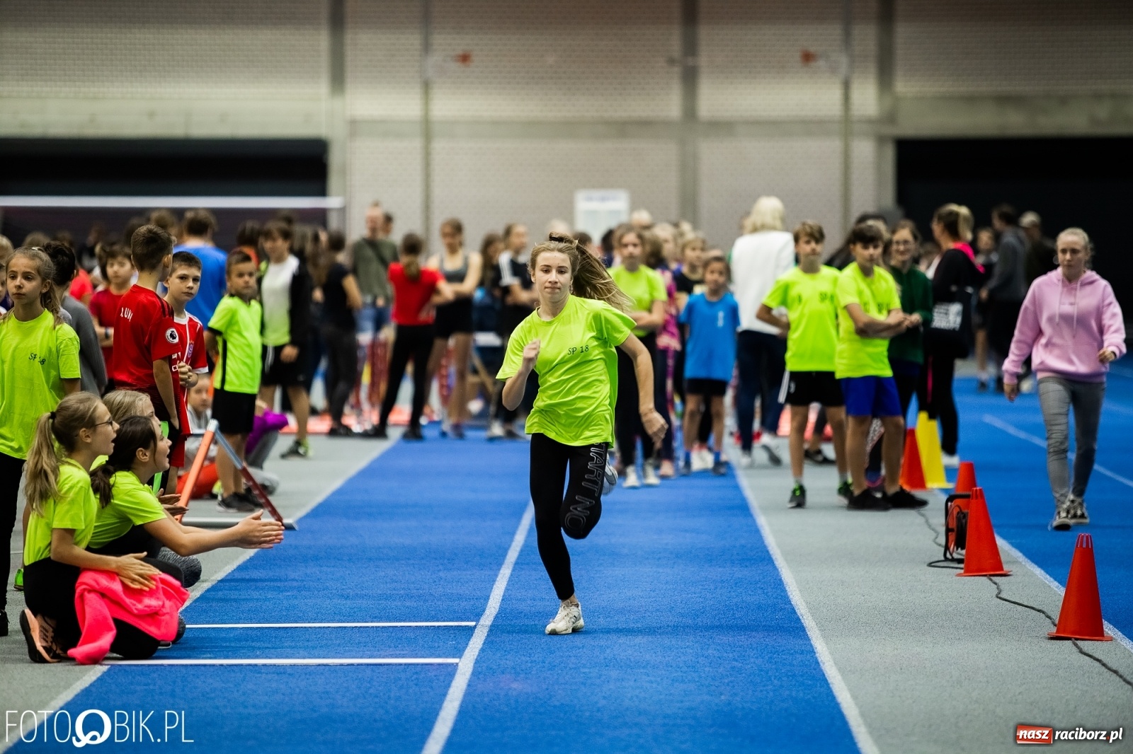 Zdjęcie w galerii na portalu naszraciborz.pl: Jesienne Halowe Mistrzostwa Raciborza w lekkiej atletyce wiadomości z regionu