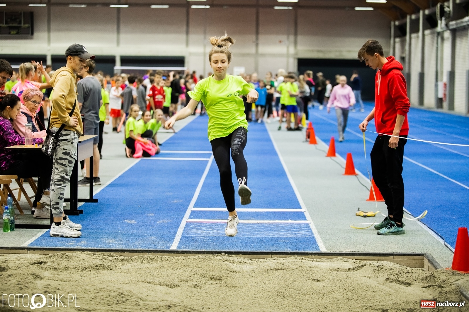 Zdjęcie w galerii na portalu naszraciborz.pl: Jesienne Halowe Mistrzostwa Raciborza w lekkiej atletyce wiadomości z regionu