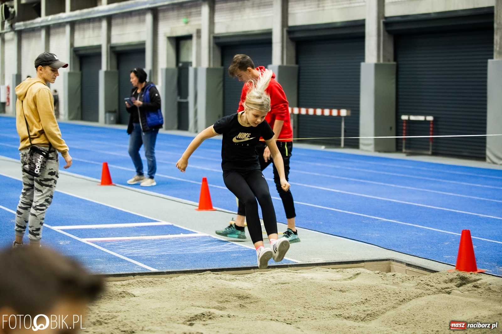 Zdjęcie w galerii na portalu naszraciborz.pl: Jesienne Halowe Mistrzostwa Raciborza w lekkiej atletyce wiadomości z regionu