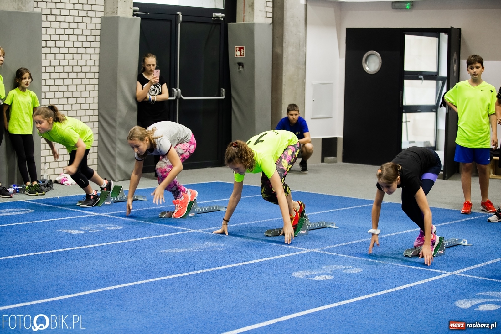 Zdjęcie w galerii na portalu naszraciborz.pl: Jesienne Halowe Mistrzostwa Raciborza w lekkiej atletyce wiadomości z regionu