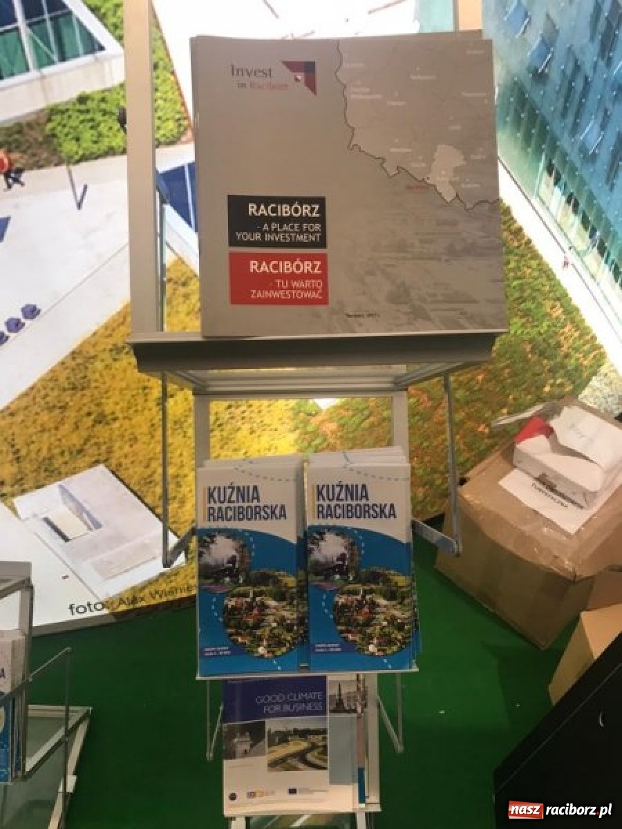 Zdjęcie w galerii na portalu naszraciborz.pl: Racibórz promował się na World Travel Show wiadomości z regionu