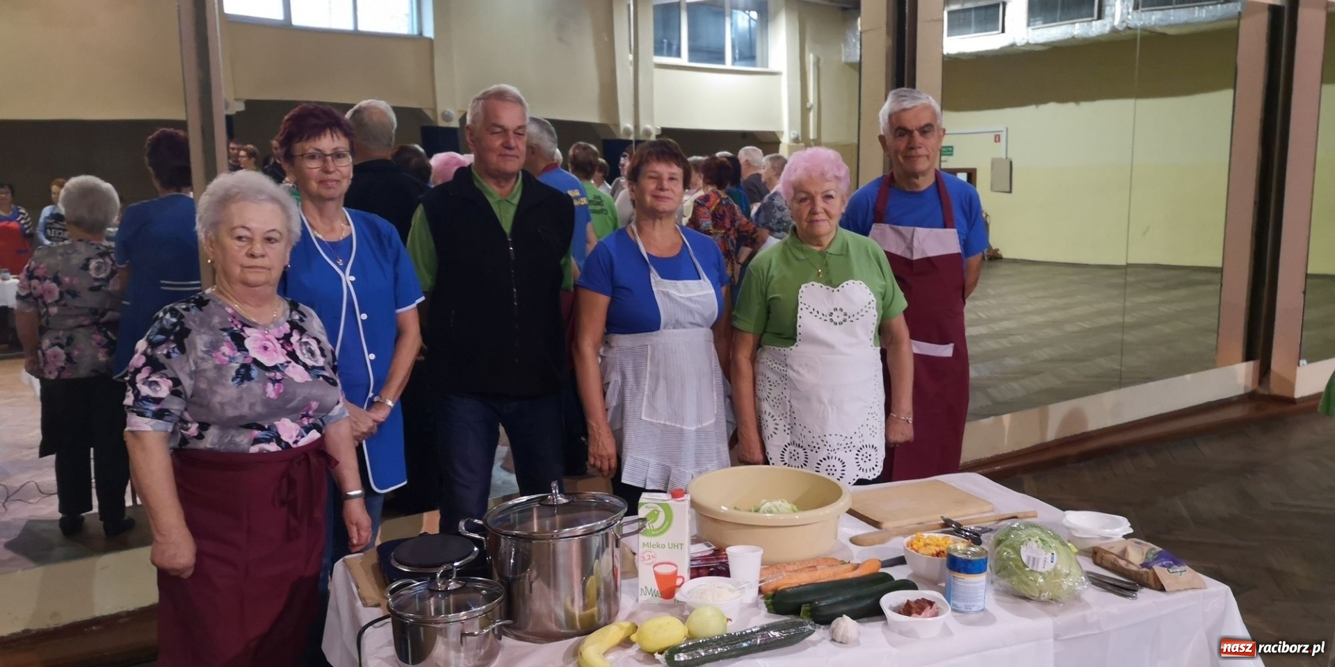 Zdjęcie w galerii na portalu naszraciborz.pl: Warsztaty kulinarne w ramach projektu Seniorze, rusz się! wiadomości z regionu