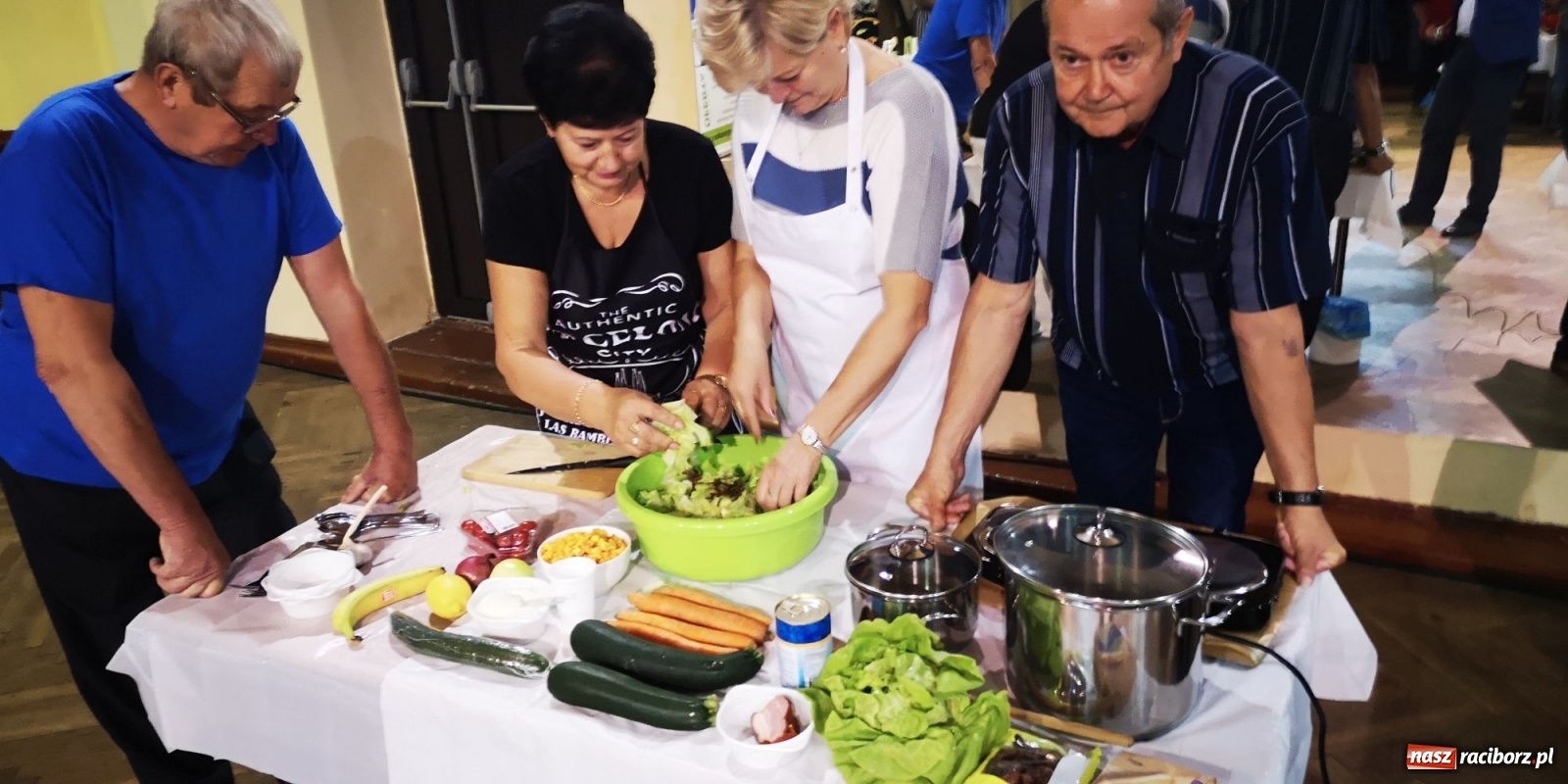 Zdjęcie w galerii na portalu naszraciborz.pl: Warsztaty kulinarne w ramach projektu Seniorze, rusz się! wiadomości z regionu